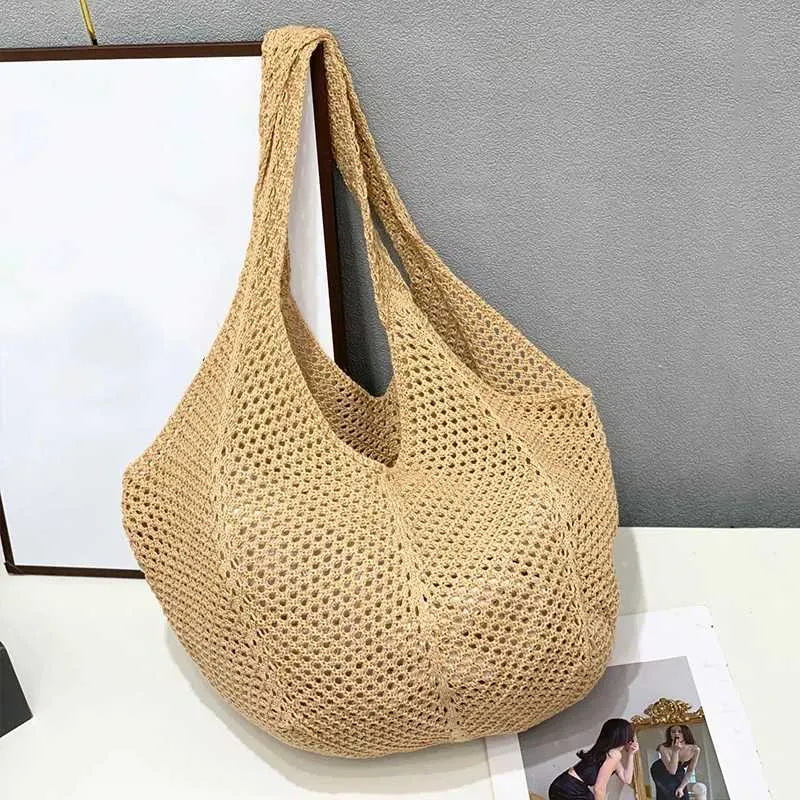 Womens crochet handbag mesh beach large capacity fashionable knitted shoulder solid color simple shopping bag Y241011_voghion.com