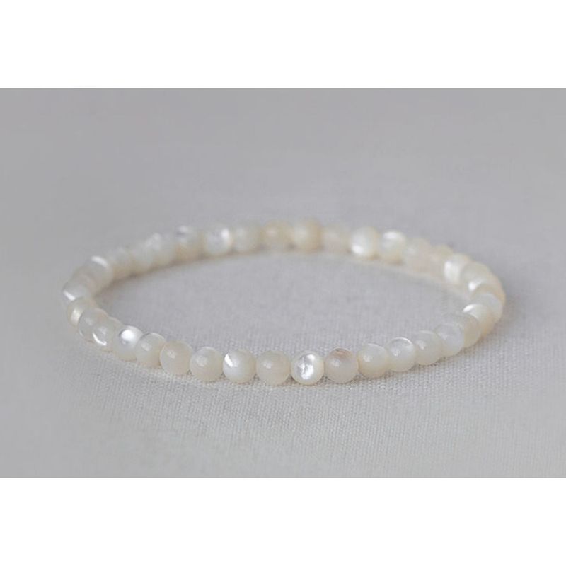 Braccialetto "White Dew" super idratante in conchiglia bianca naturale, elastico, lucidato a mano, anti-sbiadimento, piccolo e fresco, per ragazze_voghion.com