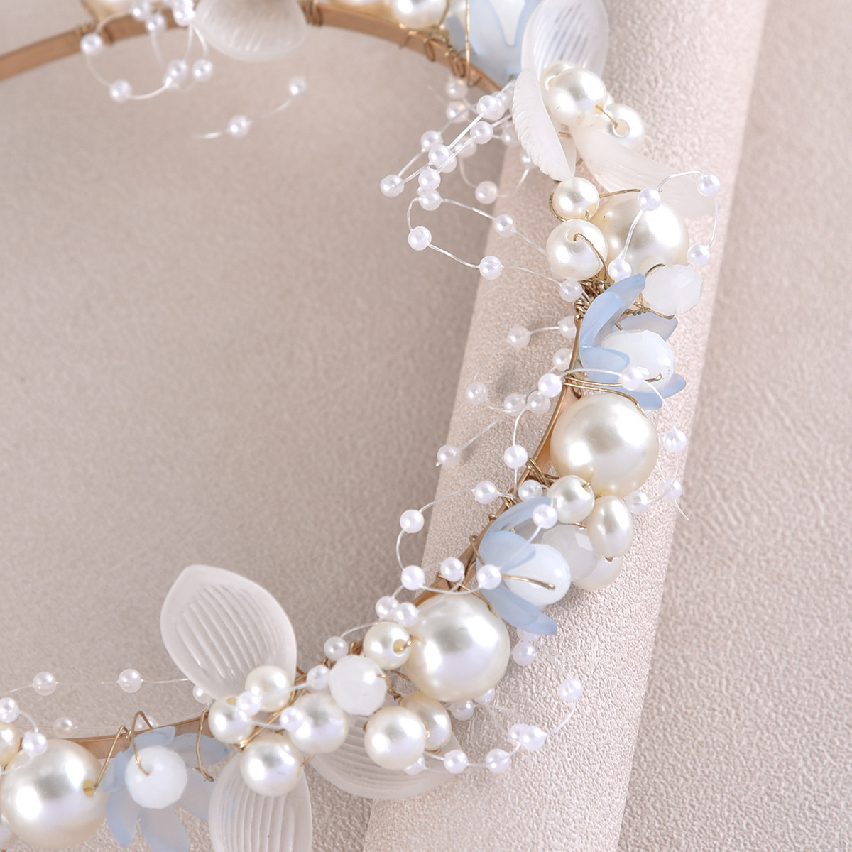 Haarschmuck für die Brauthochzeit, weiches Kettenstirnband mit weißen Blumen und handbestickten Perlen, Girlandenkrone für Mädchenkleider_voghion.com