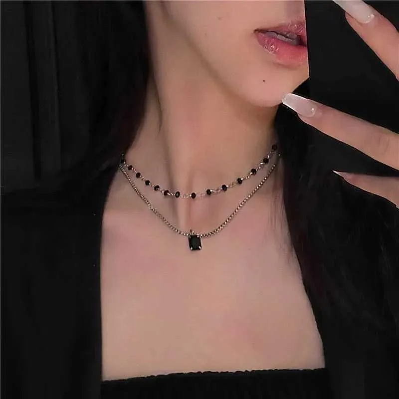 Classic Pearl Pendant Necklace For Women Trendy Clavicle Jewelry_voghion.com