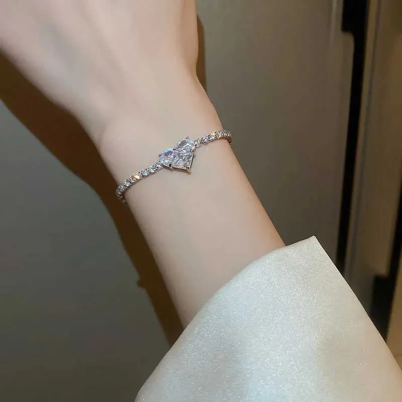 Bracciale con strass e cristallo rosa placcato oro per donna_voghion.com