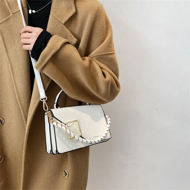 Designer Small Square Shoulder Bag With Chain Strap For Women_voghion.com