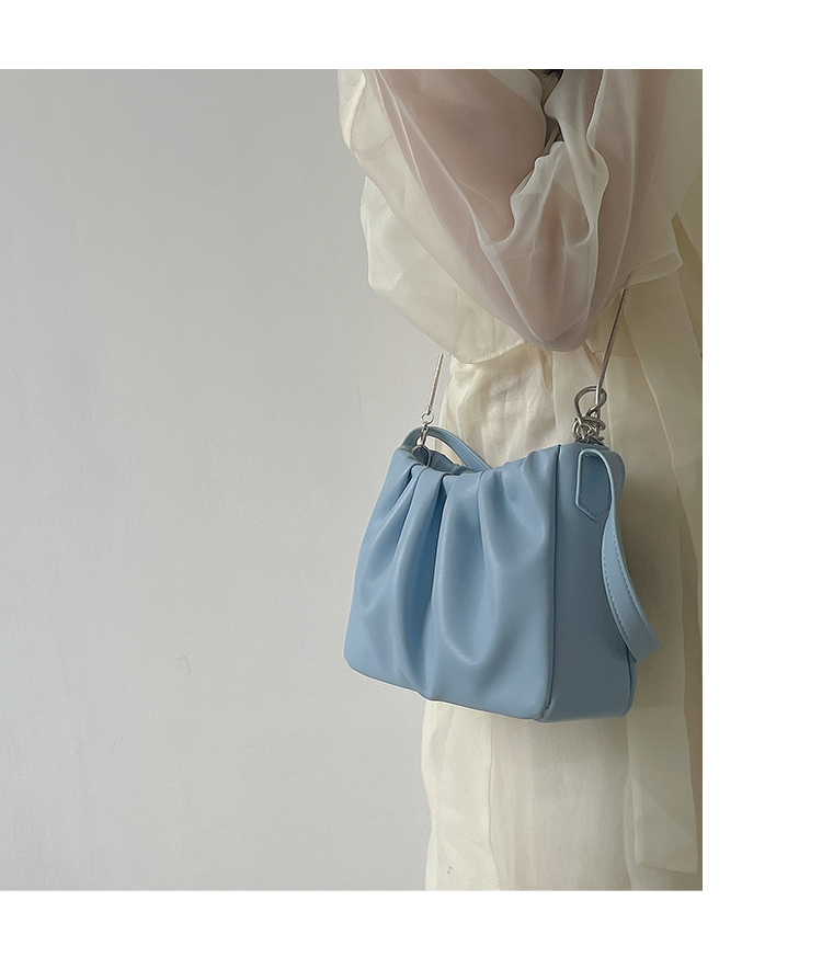 Neue handliche kleine Wolke im französischen Stil 2024 Sommernische plissiert einfache und modische Umhängekette mit einer Schulter_voghion.com