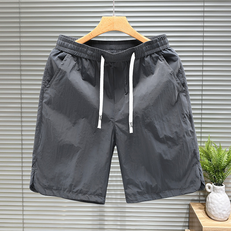 Abbigliamento da uomo, articoli da spiaggia, pantaloncini casual rugosi da uomo, pantaloncini sportivi larghi estivi, pantaloni ad asciugatura rapida di seta sottile di ghiaccio di marca alla moda_voghion.com