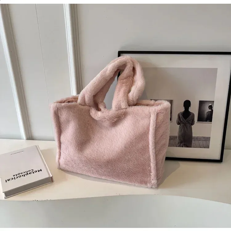 Borsa a tracolla singola grande capacità in peluche, per pendolari, moda autunno e inverno 2024, borsa in pelliccia, 241120_voghion.com