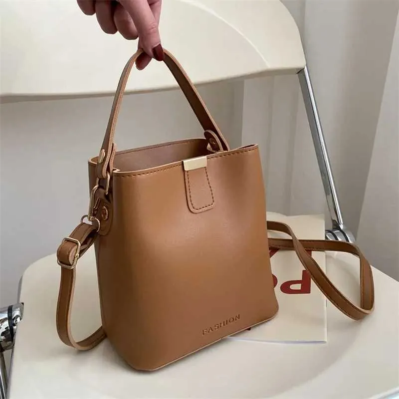 Elegant Black Pu Leather Shoulder Bag Messenger Handbag For Women_voghion.com
