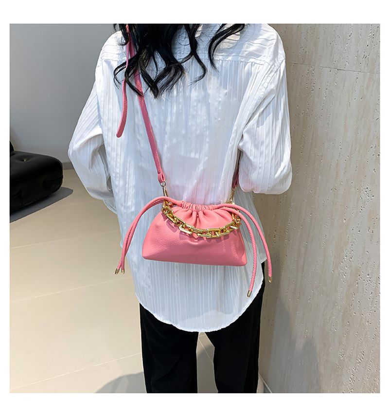 Koreanische Version der Mode-Beuteltasche 2024 neue Handtasche Litschi-Muster einfache Kette Umhängetasche Kind und_voghion.com