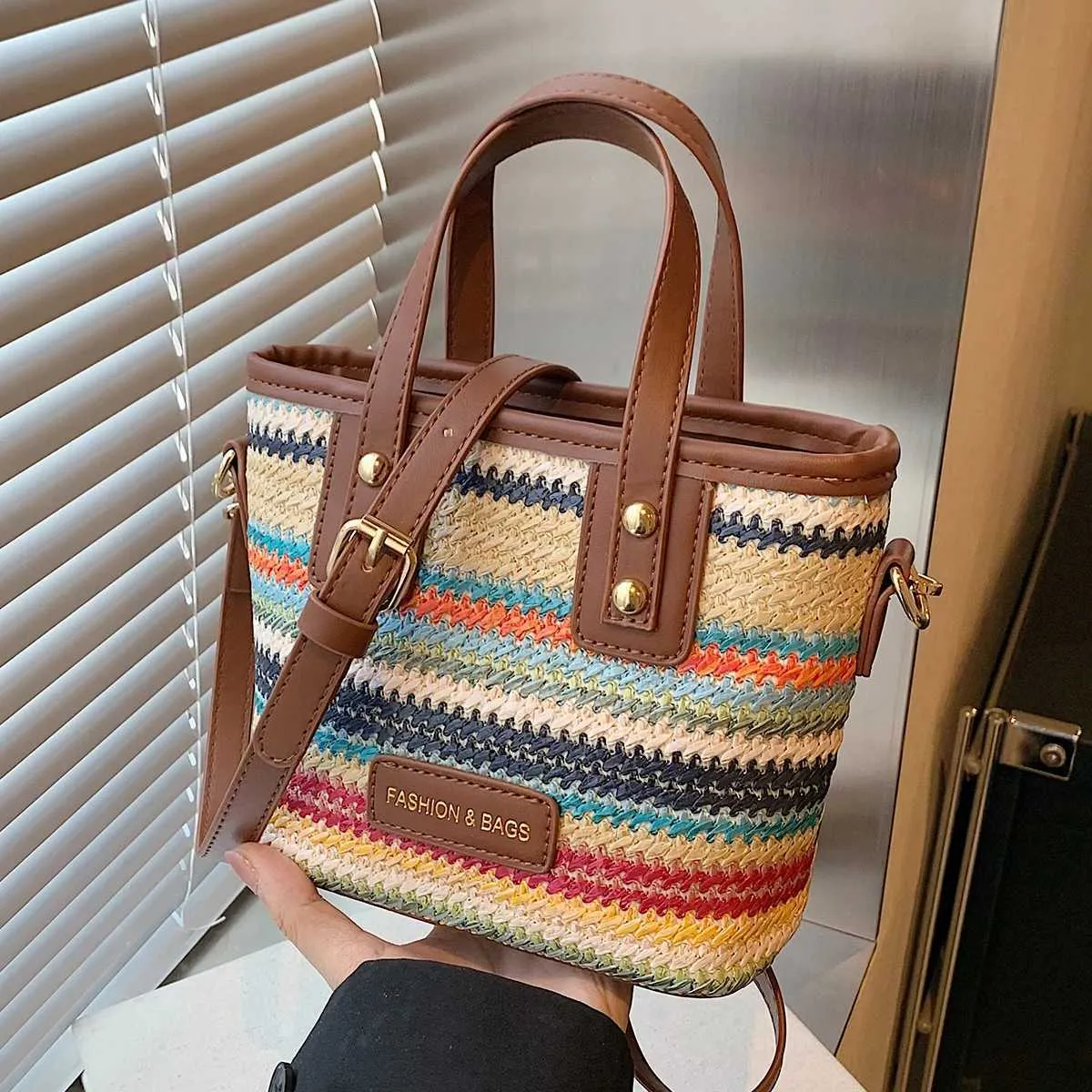 Borsa a secchiello intrecciata alla moda da donna, estiva, carina, piccola, con toppa in PU, con manico, a tracolla, design alla moda, per pendolari e viaggiatori_voghion.com
