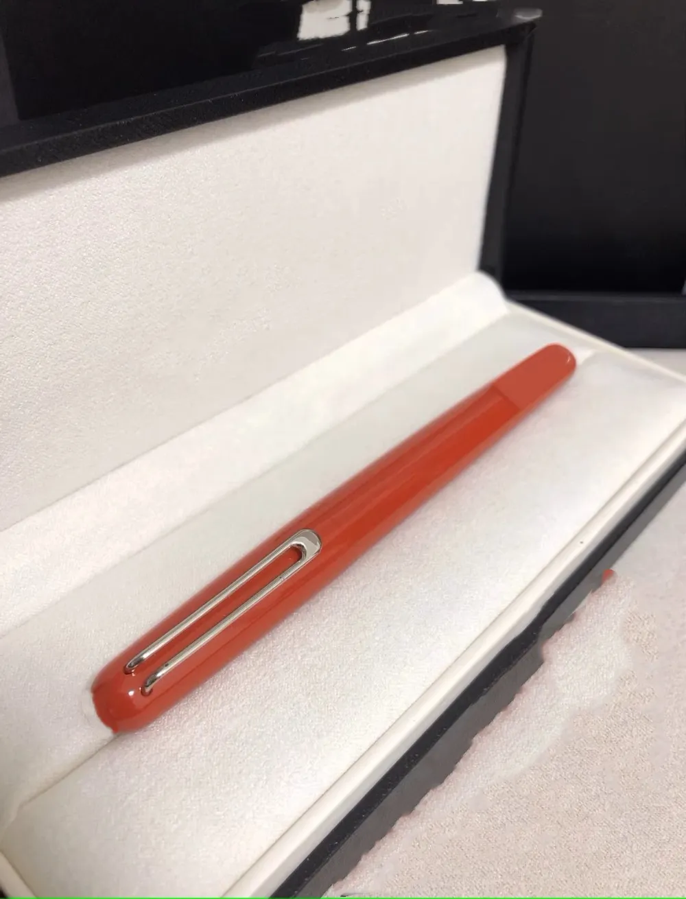 wholesale M Series Magnetic Cap Ballpoint Pens, Gel Pens, Fountain Pens, Ballpoint Pens And Signature Pens_voghion.com