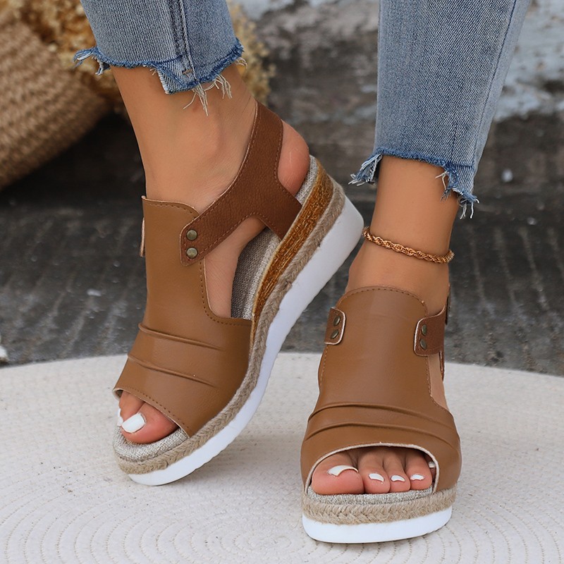 Große Slope Heel Fischmaul für Damen Sommer Neue Schnalle Tragen Strand Sandalen_voghion.com