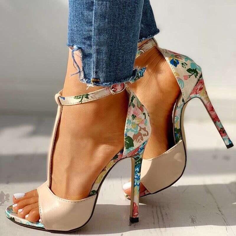 Sandali con tacco a spillo donna aperte con lacci scarpe estive_voghion.com