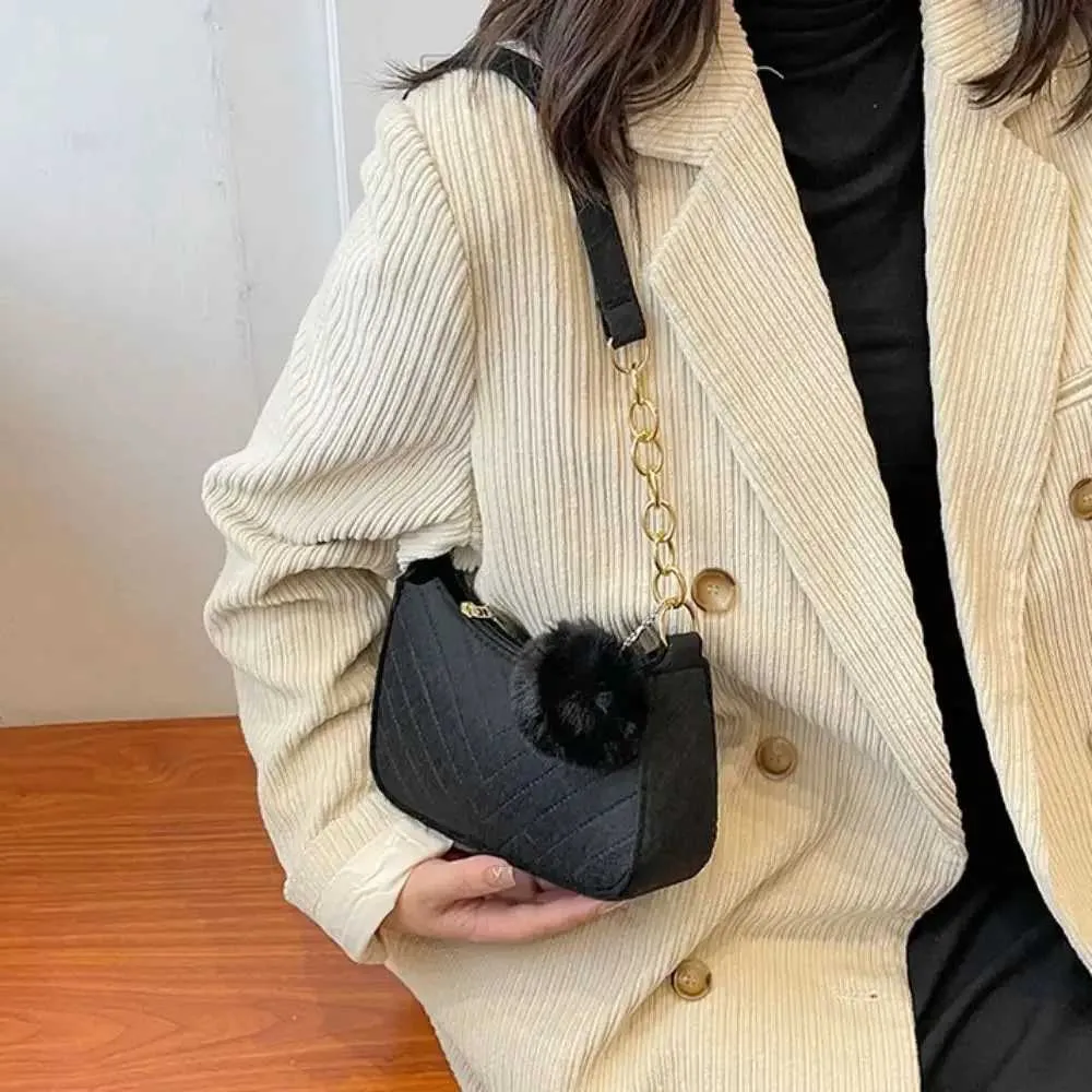 Fashion Women Shoulder Bag Solid Color Mini Underarm Handbag_voghion.com