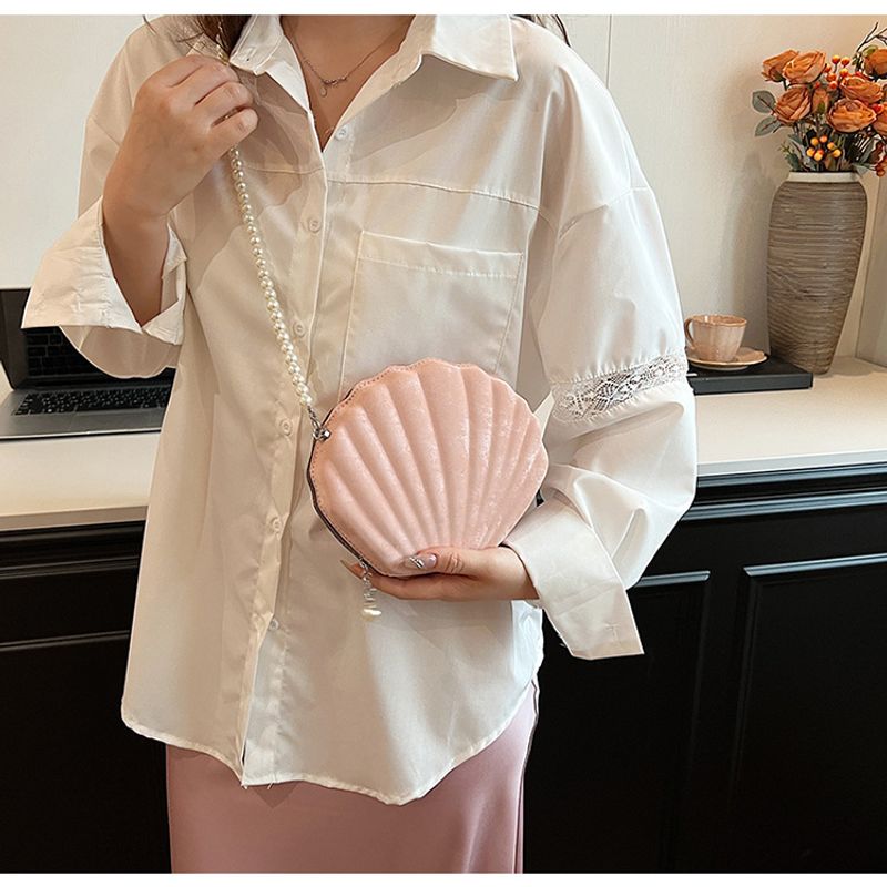Einzigartige Nischentasche Damen 2024 Sommer neue Mode Perlen Umhängetasche ausländischer Stil einfache Muscheltasche_voghion.com