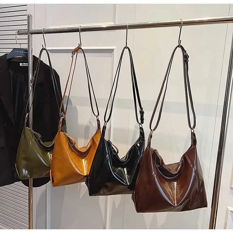 Damen Pu s Solid Glossy Leder Messenger Schultertasche Weibliche Große Kapazität Casual Pendler Umhängetasche_voghion.com