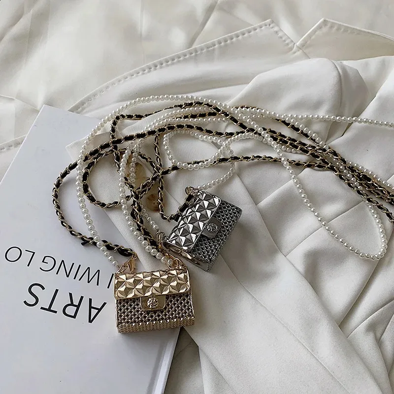 Super Mini Metal Crossbody Bags For Women Fashion Trendy Beading Female Chain Shoulder Handbags 240725_voghion.com