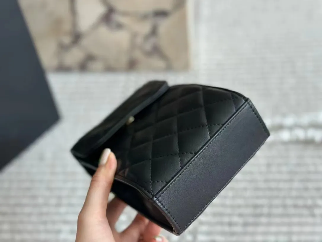 Cellphone - Chic Mini Quilted Lamb Leather Crossbody Case, Women's Phone Bag With Gold Chain, Lightweight For Daily Use_voghion.com