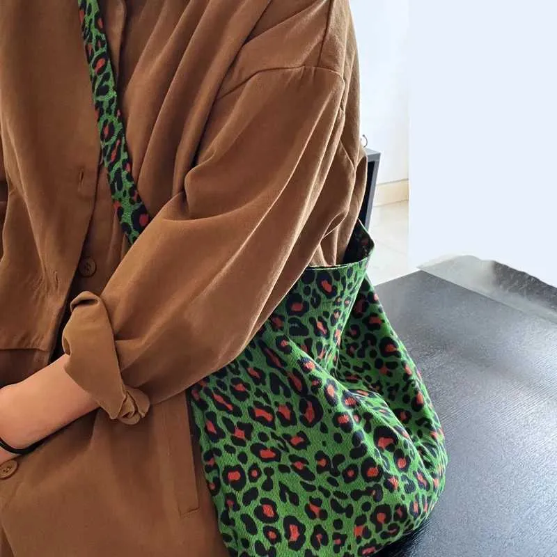 Sac à main en velours côtelé pour femme avec bandoulière en tissu imprimé panthère verte, grande capacité, sac de loisirs, de voyage, de shopping_voghion.com
