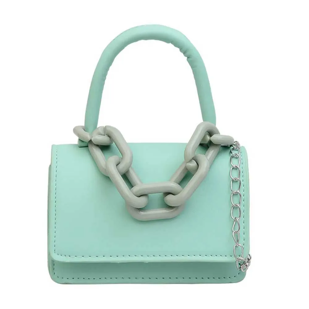 Designer 2024 Femmes Horizontal Édition Coréenne Chaîne Petit Carré Mode Mini Sac À Bandoulière Flip Boucle Sac À Main Portefeuille_voghion.com