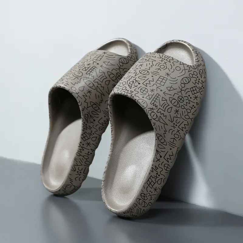 Pantoufles homme confortables pour la maison et la plage_voghion.com
