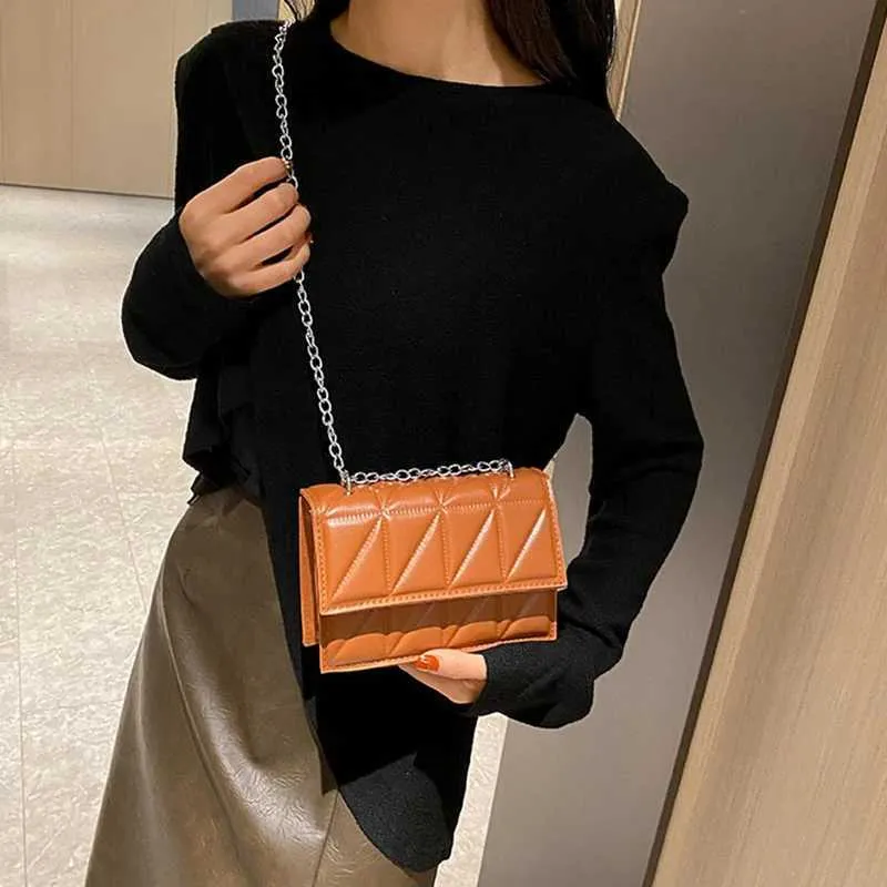 Borsa a spalla designer da donna, borsa a mano in ecopelle con catena_voghion.com