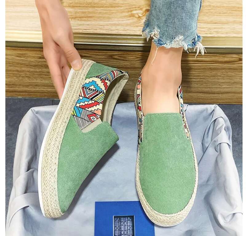 2022 New Men Sneakers Casual Summer Low-top Corduroy Fisherman's Lazy Slip-on Cloth Trendy Men's Shoes_voghion.com