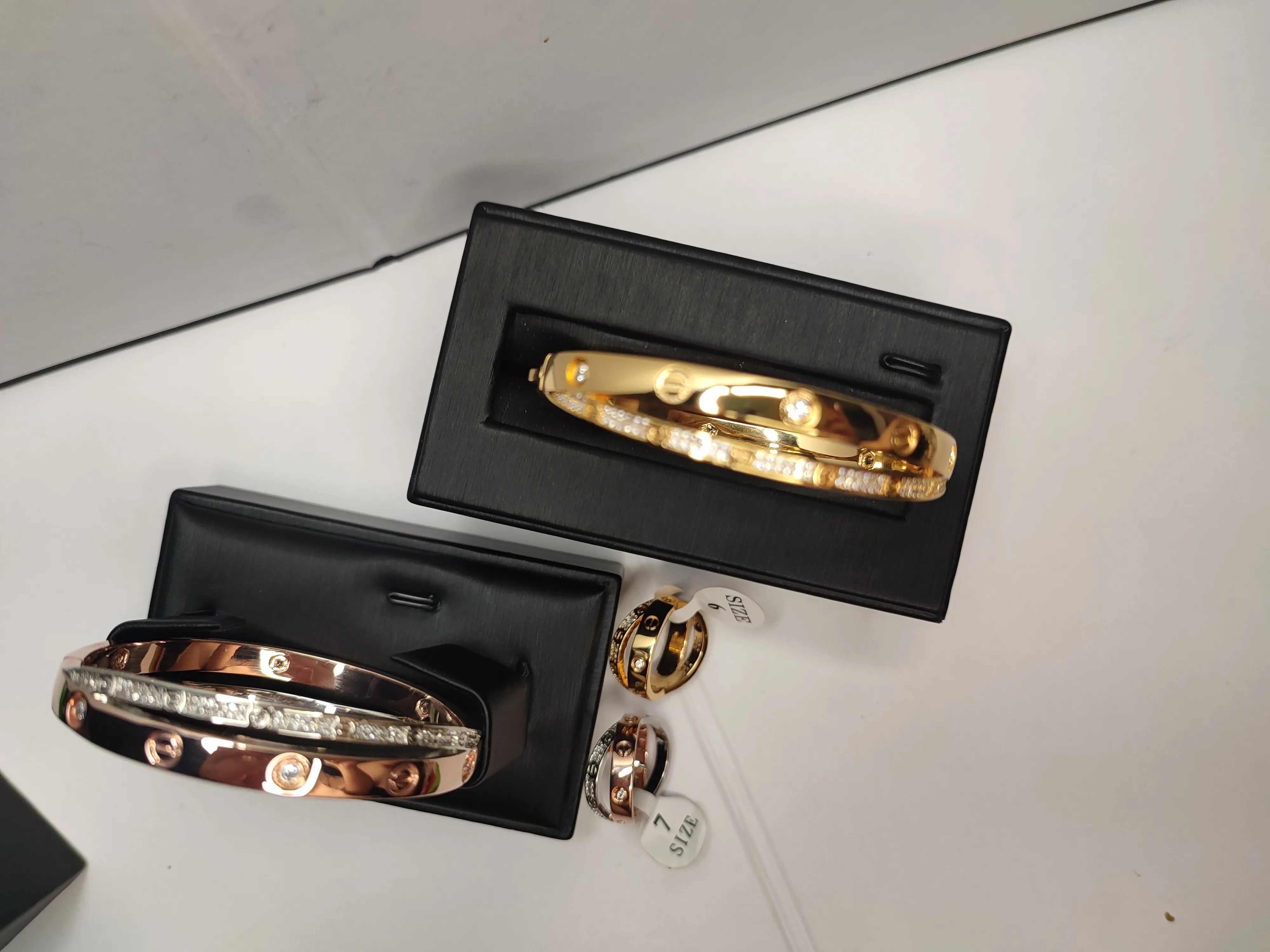 bracciale a catena da donna per donna oro angolo due colori sovrapposti gioielli di design donna argento set diamante semplice uomo coppia_voghion.com