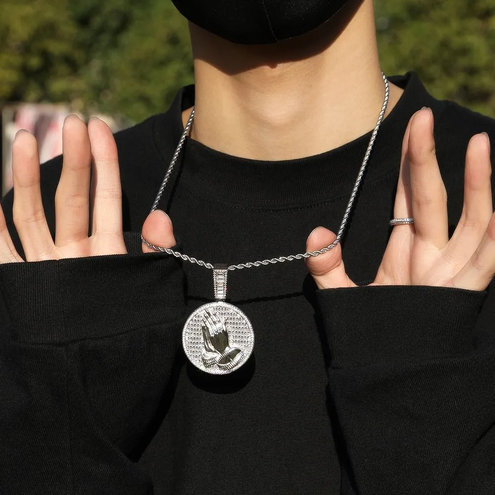 Collana con ciondoli Hip Hop che giocano con le mani, bling, regali di gioielli religiosi con zirconi completi_voghion.com