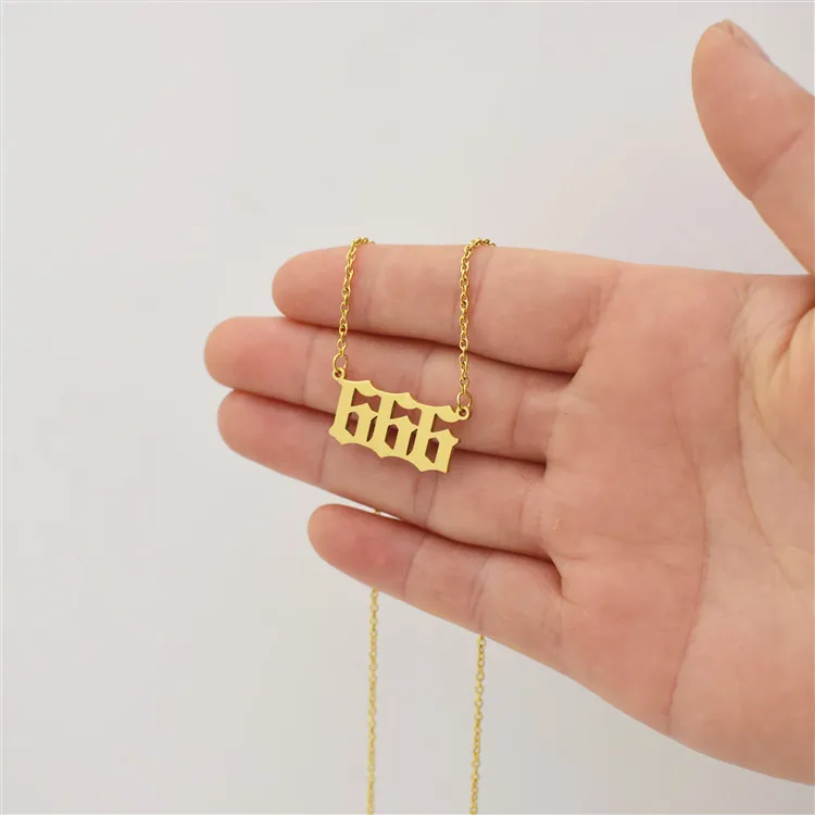Collane con ciondolo 111 222 333 444 555 777 888 999 666 Collana con lettera del diavolo in acciaio inossidabile con ciondoli con numeri angelici minimalisti_voghion.com