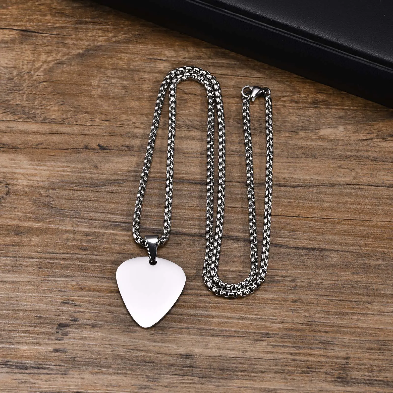Collane con ciondolo Chitarra Paddle Non sbiadisce Coppia Amore Collana in acciaio al titanio Semplice e alla moda Inossidabile Festa_voghion.com