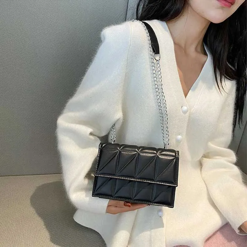 Borsa a spalla designer da donna, borsa a mano in ecopelle con catena_voghion.com