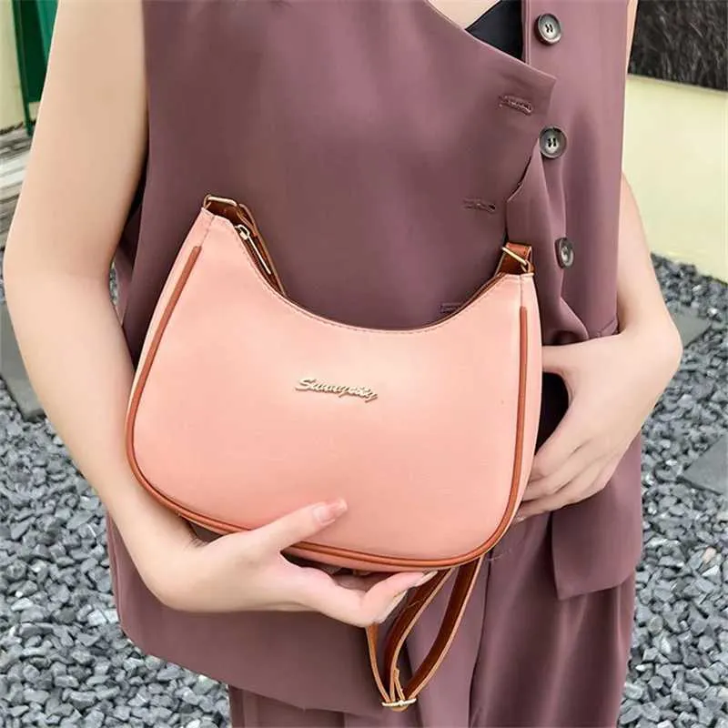 Schicke Damenhandtaschen, einzelne Umhängetasche für Frauen, stilvolle verstellbare Schultergurte, Unterarmtasche aus PU-Leder_voghion.com