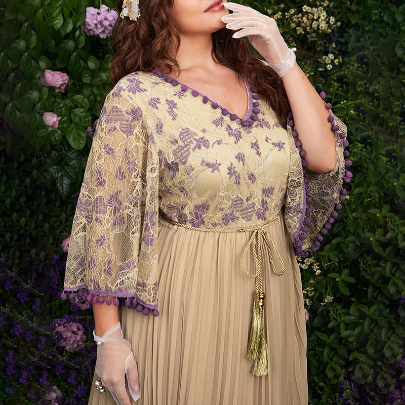 Rochie de mireasă în stil prințesă, mărime plus, fără mâneci, cu decolteu în V, fustă din dantelă plisată_voghion.com