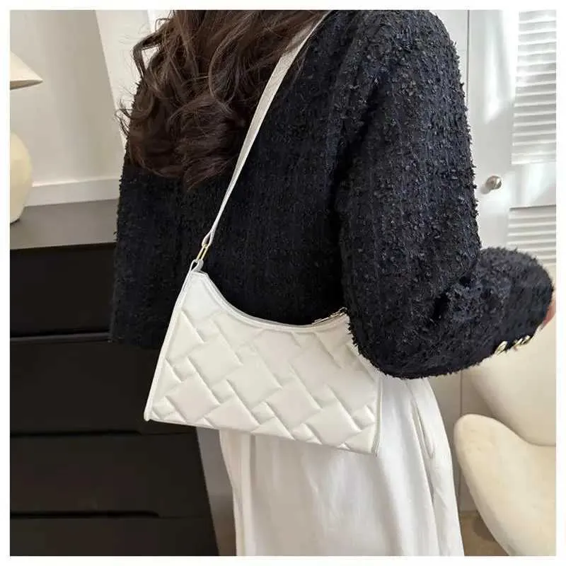 Sac à main à bandoulière rétro à la mode pour femmes avec broderie dia Sac à main simple de créateur à aisselle Pochette à fermeture éclair de couleur unie_voghion.com