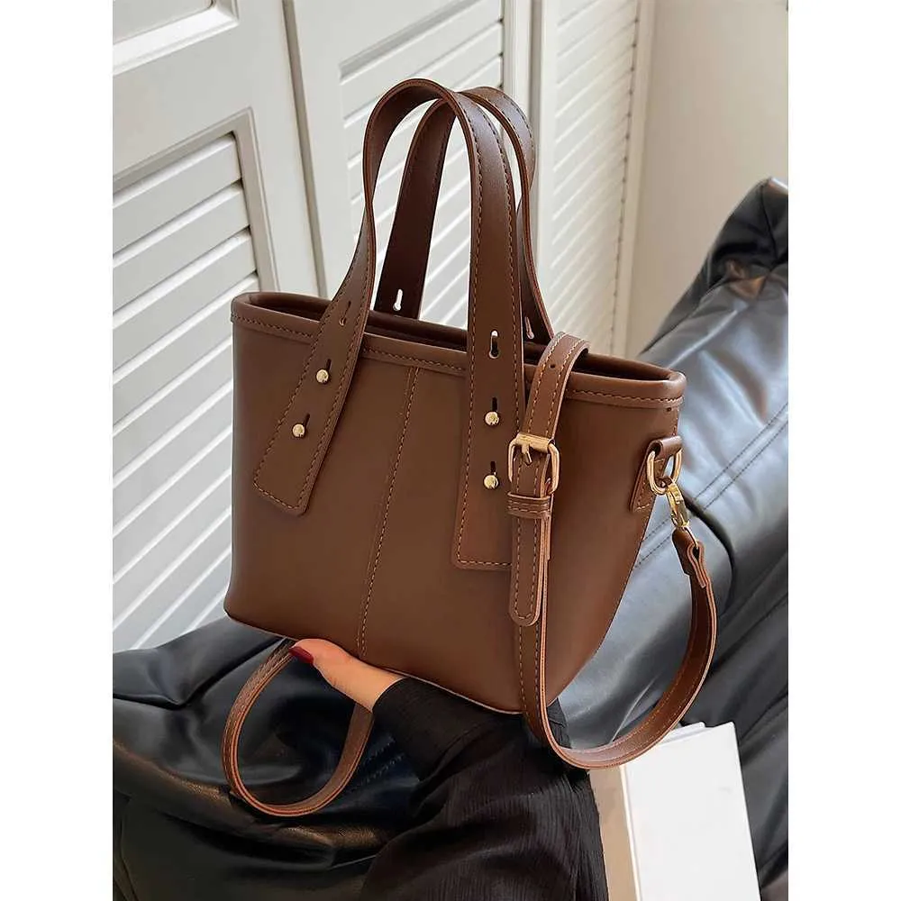 Retro Women Pu Leather Bucket Solid Soft Large Capacity Female Crossbody Bag All-match Lady Commute Messenger Shoulder_voghion.com