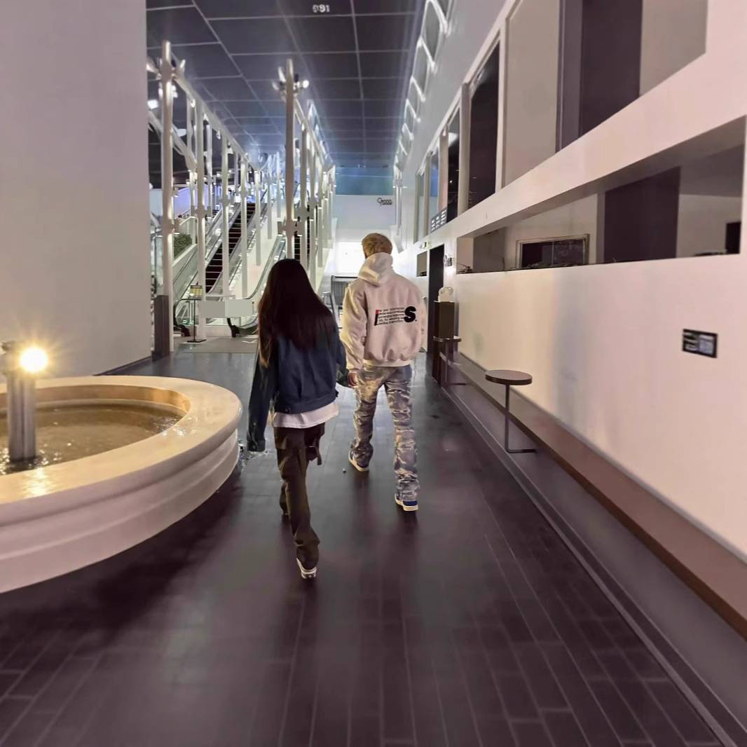 Jeans da uomo con stampa digitale 3D, effetto erosione e danni da erosione, stile Annual Cattle King GVC, pantaloni svasati con stampa floreale High Street U85_voghion.com