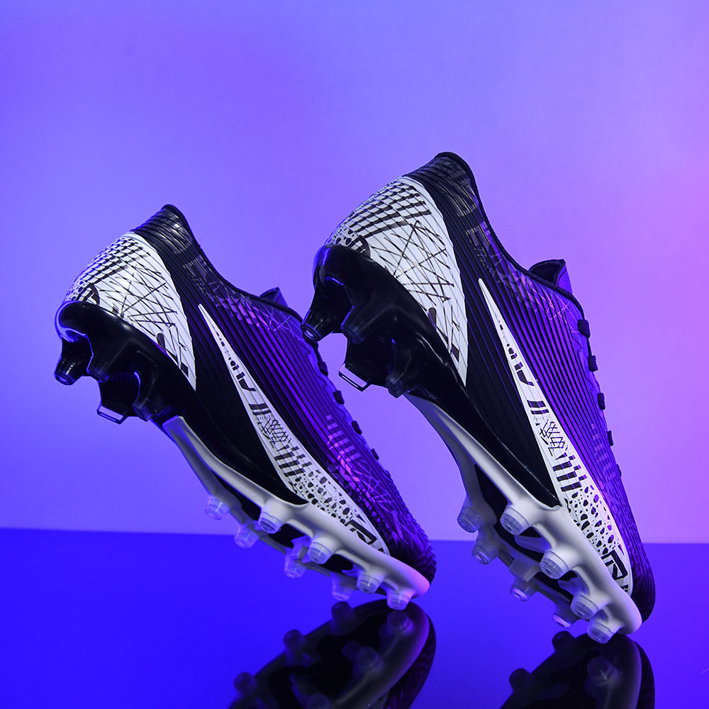 Professional Men Soccer Shoes Outdoor Training Anti-Skid Wear-Resistant Grass Match Sneakers Football Boots Ultralight_voghion.com