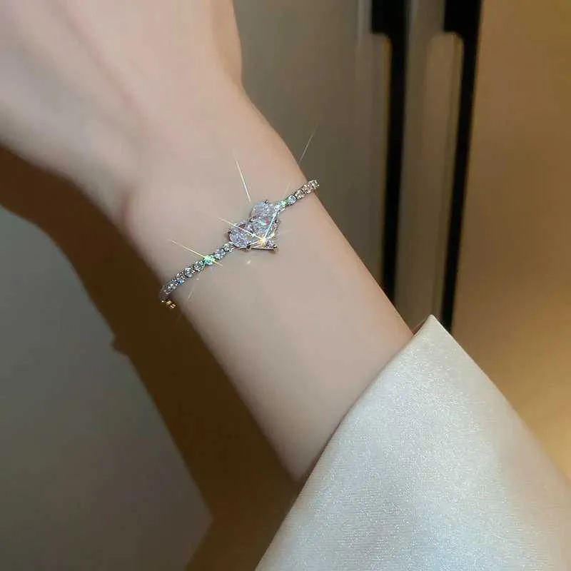 Bracciale con strass e cristallo rosa placcato oro per donna_voghion.com