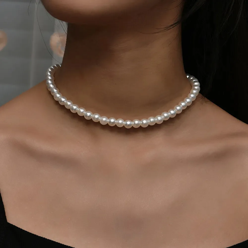 Necklaces Vintage Style Simple 6MM Pearl Chain Choker For Women Wedding Love Shell Pendant Necklace Fashion Jewelry_voghion.com