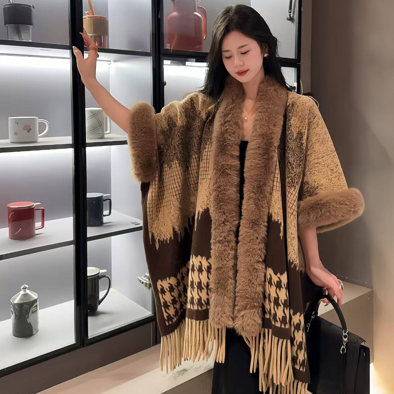 Women's Shawls Imitation Rex Rabbit Fur Large Fur Collar Cardigan Shawl Scarf Ink Painting Tassel Cape_voghion.com