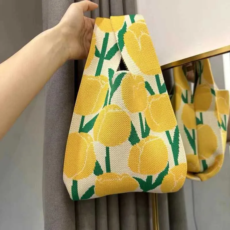 1 stk Fi strikket håndled tekst casual ral print Fem genanvendelig indkøbspose vævet håndtaske Y241106_voghion.com