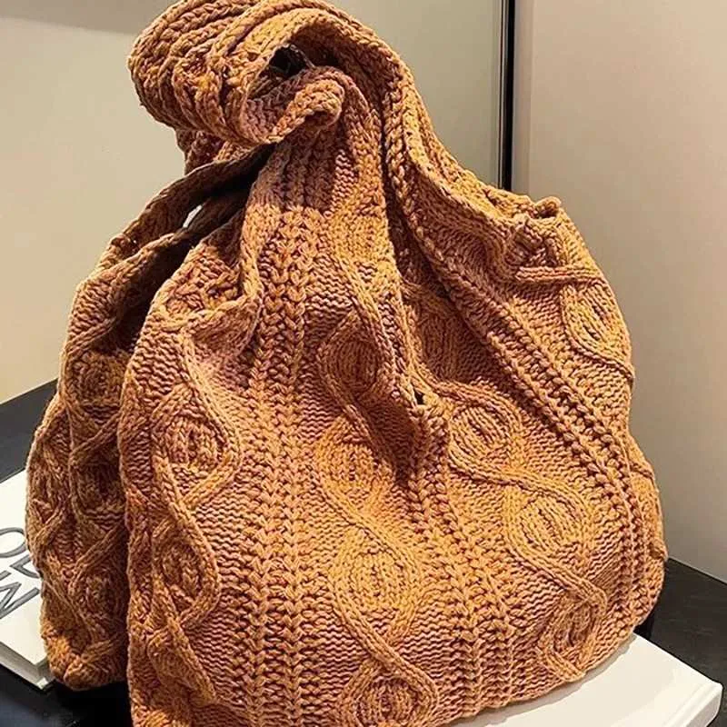 New Vintage Wool Knitted Hand Woven Shoulder Bag For Women Casual Shopping Handbag Large Capacity Female hetC241105_voghion.com