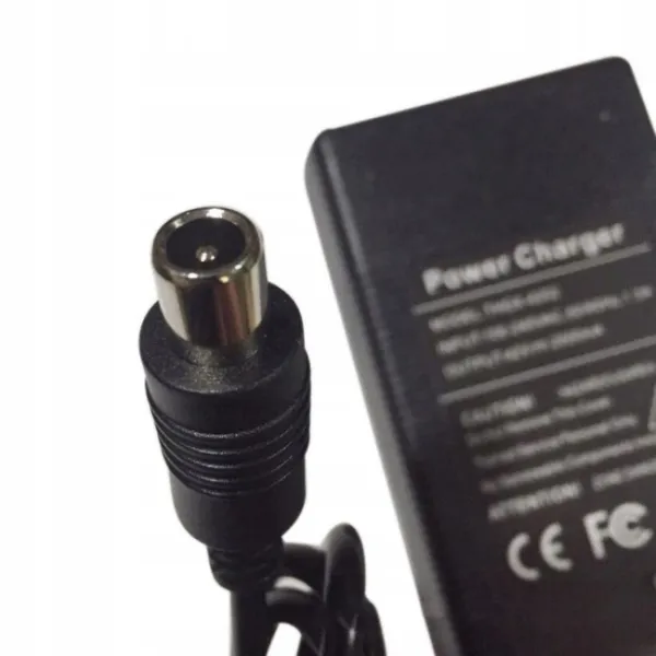 2A Electric Scooter Charger With 42V Output For Fast Charging_voghion.com