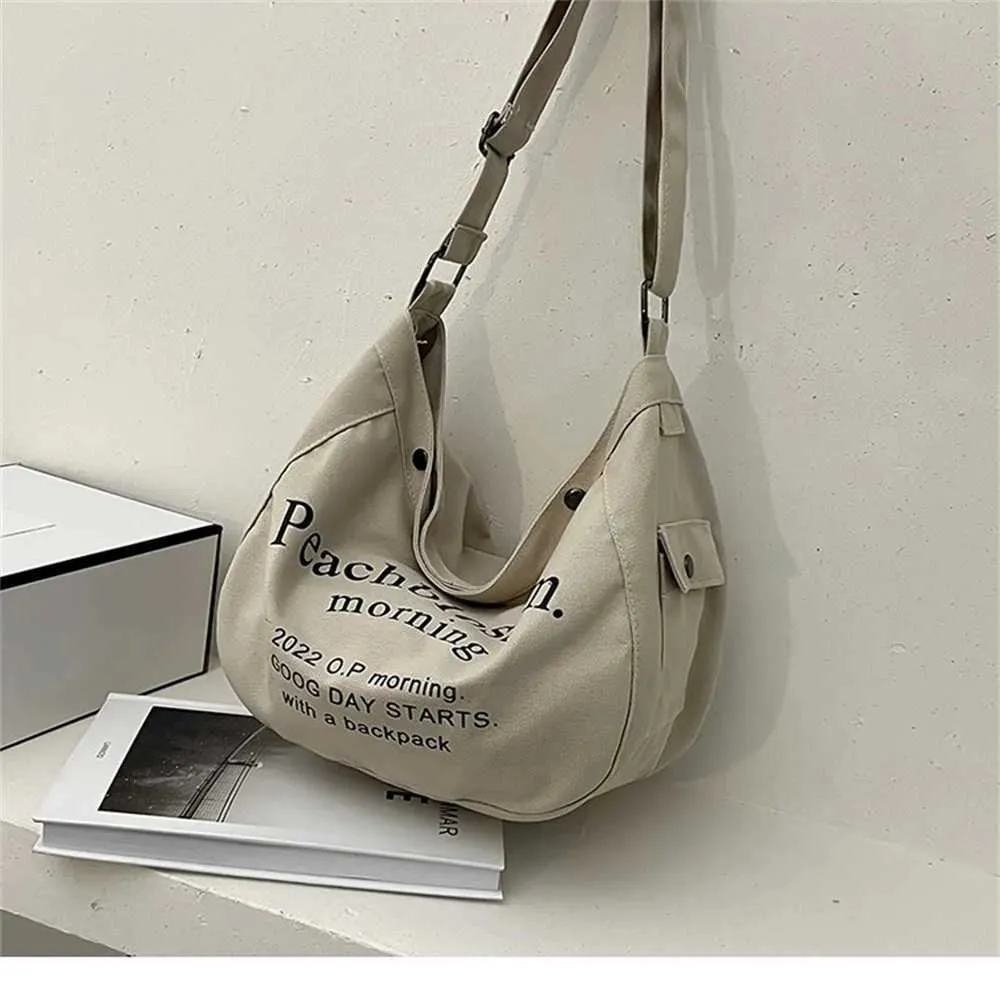 Letter Printed Canvas Single Shoulder Bag Student Large Capacity Messenger Tote Bags Solid Leisure Handbag Shopper_voghion.com