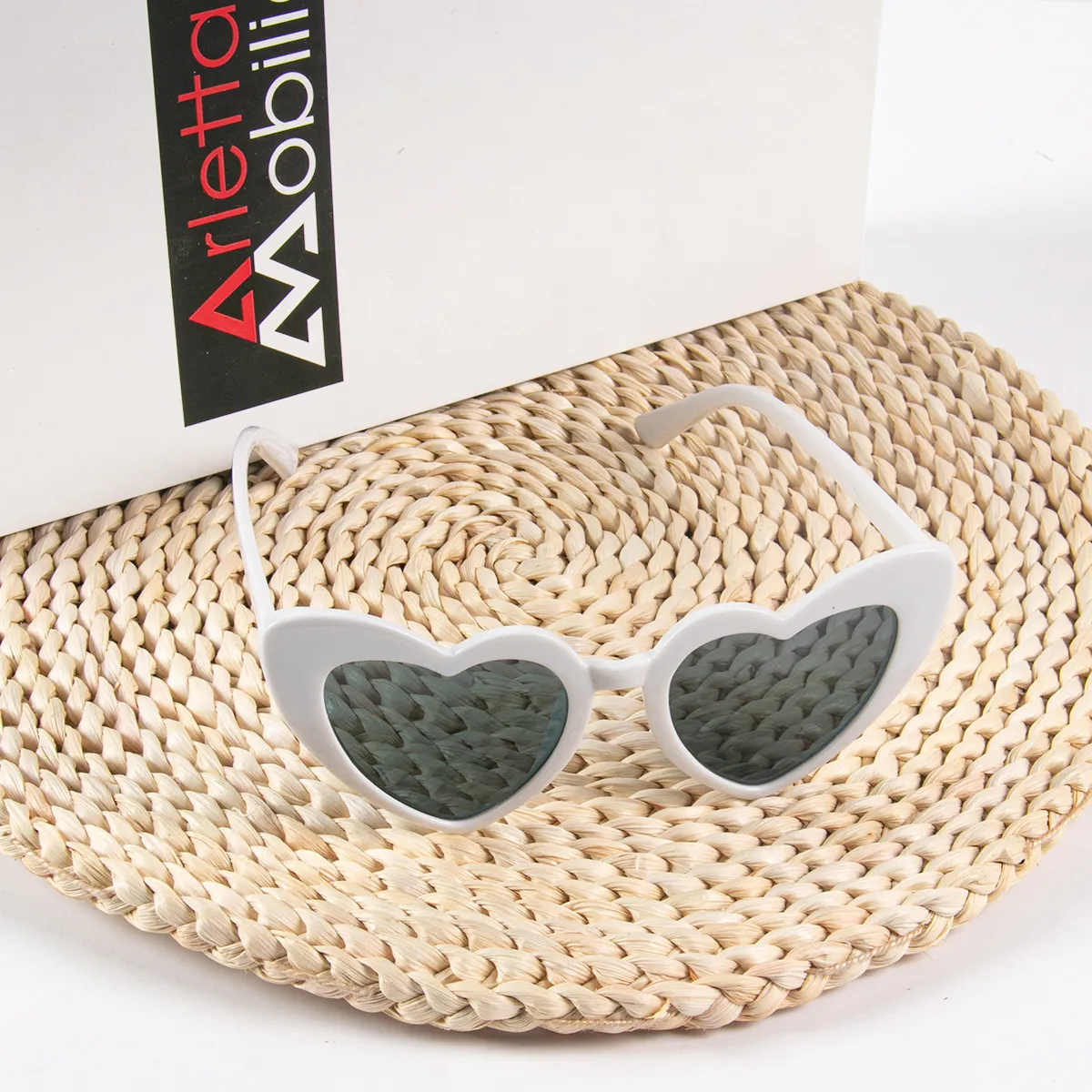 Occhiali da sole a forma di cuore da donna, stile retrò, con occhi di gatto, ideali per decorazioni per matrimoni, fidanzamenti, viaggi, feste_voghion.com