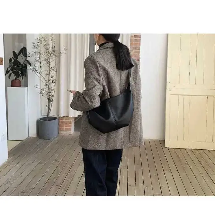 Borsa a tracolla alla moda con pieghe per donna in morbida pelle PU, borsa a tracolla firmata Dumpg Fashion Cloud, borsa Hobo BolsasC241103_voghion.com
