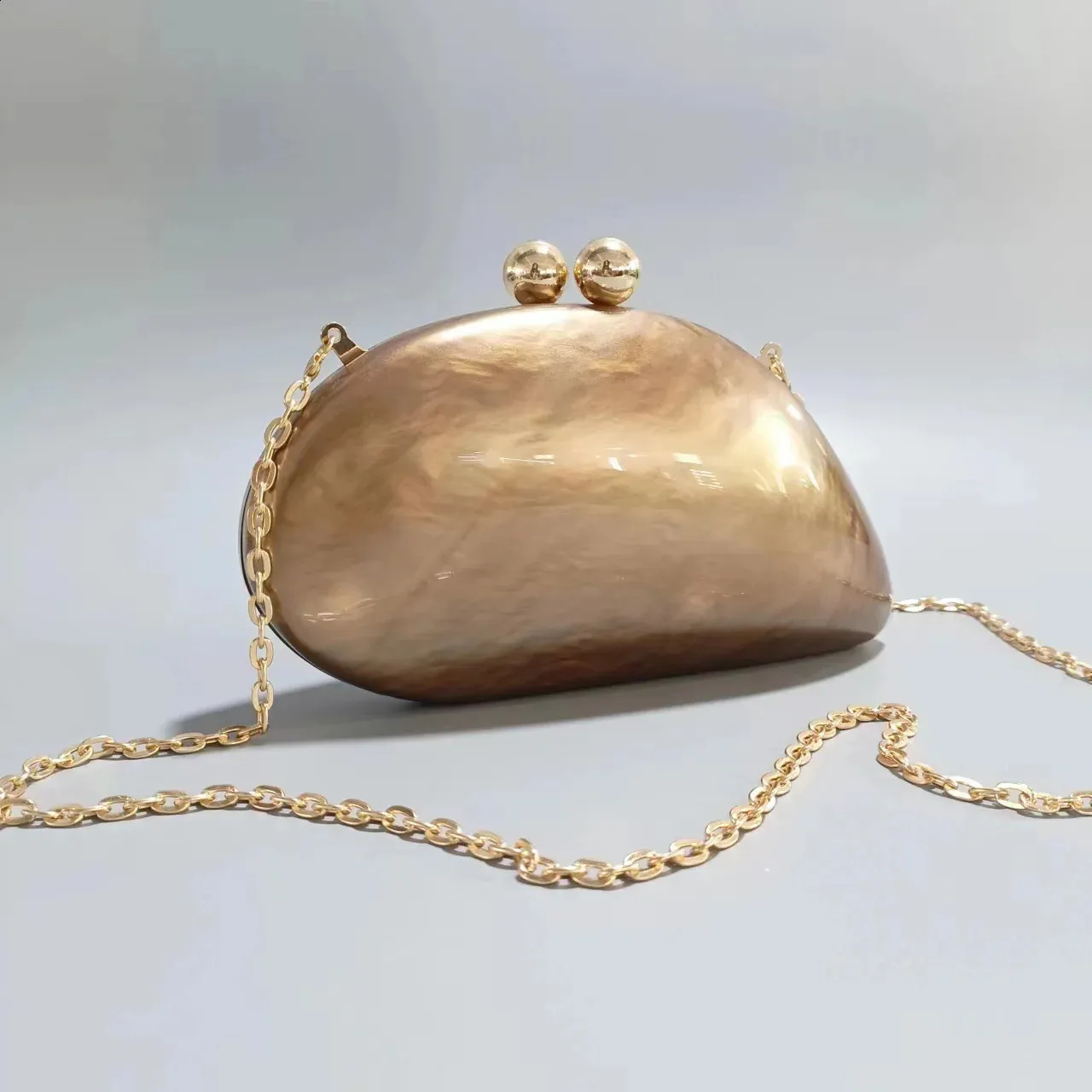 Acryl muschelform handtasche frauen abendgesellschaft niedliche perle ei geldbörse blau handtasche großhandel 240827_voghion.com