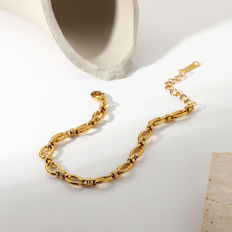 Fibbia a croce a catena stretta su Internet, stesso stile, bracciale alla moda popolare da donna in acciaio inossidabile placcato oro_voghion.com
