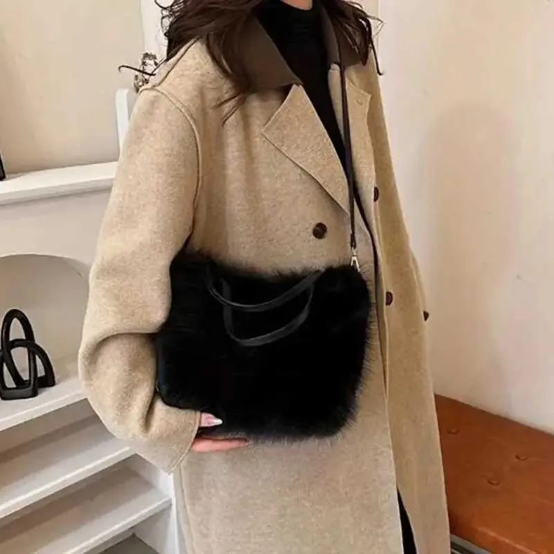 Plush Fashion Winter Crossbody s High-capacity Single Shoulder Bag Girl MinimalistC241214_voghion.com