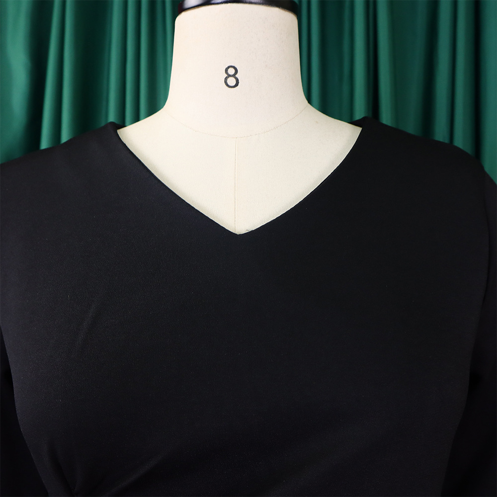 Damenmode OL-Set mat gerüschtem V-Ausschnëtt an Tops an Hosen aus zwee Deeler_voghion.com