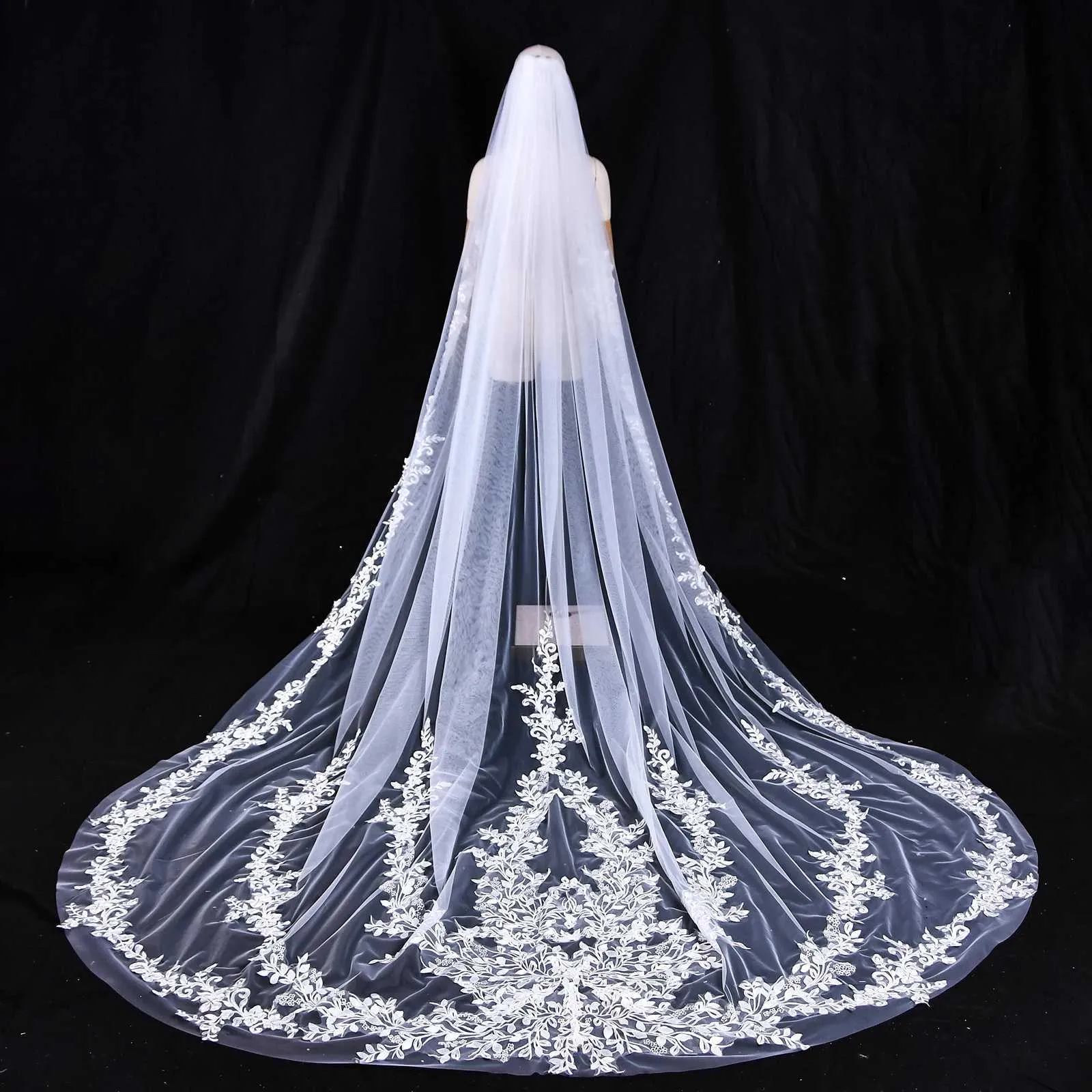 Hair Jewelry V222 Long Full Edge Lace 1 Tier Bridal Veil With Comb 3M Cathedral Length Mantilla Wedding Accessories For_voghion.com